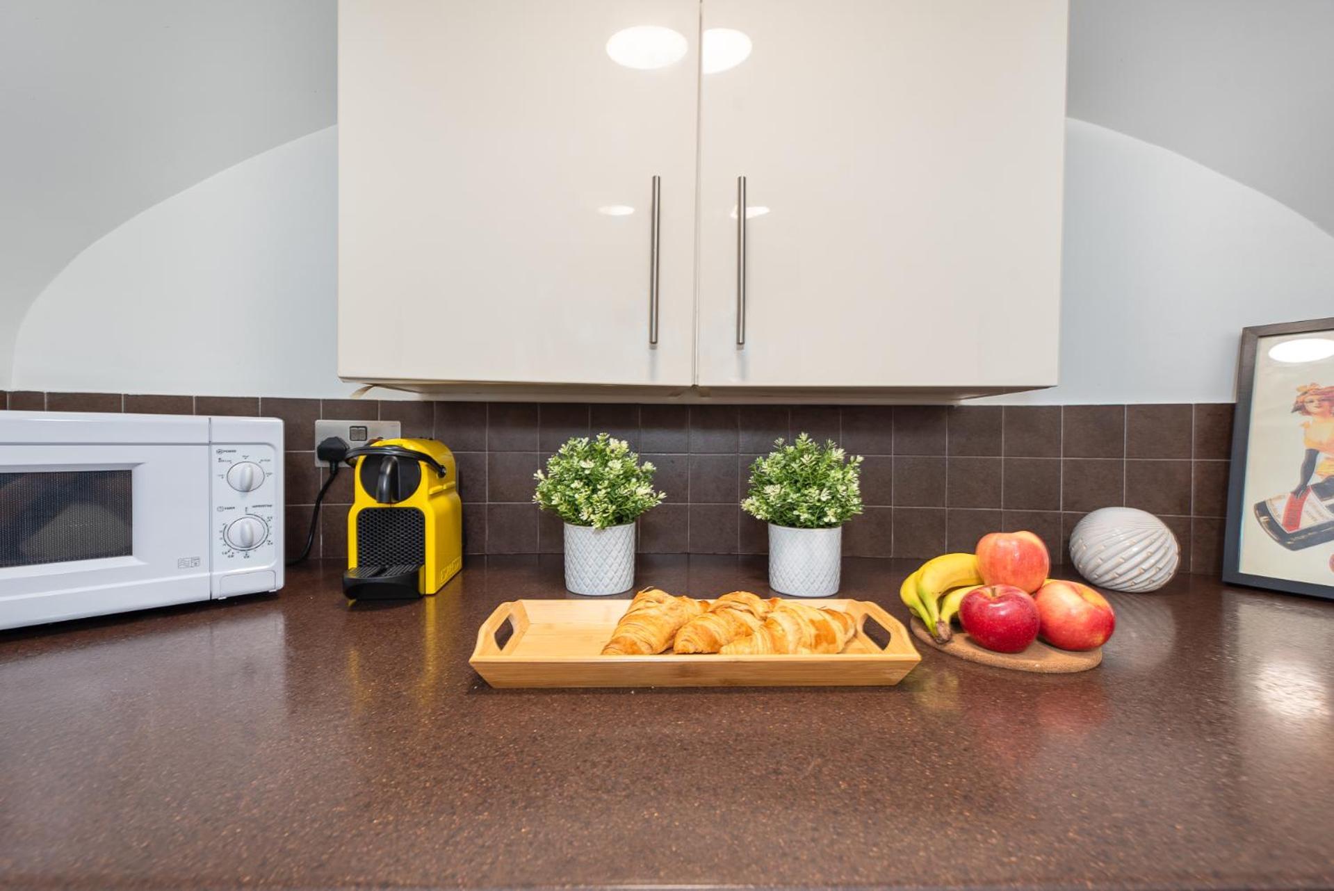 3 Bedroom Apartment With Private Terrace In Pimlico, Westminster, Victoria Londra Esterno foto
