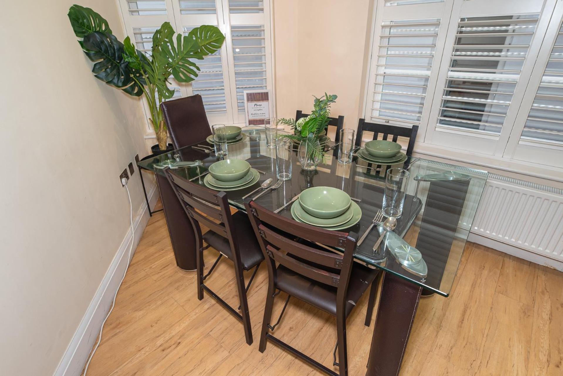 3 Bedroom Apartment With Private Terrace In Pimlico, Westminster, Victoria Londra Esterno foto