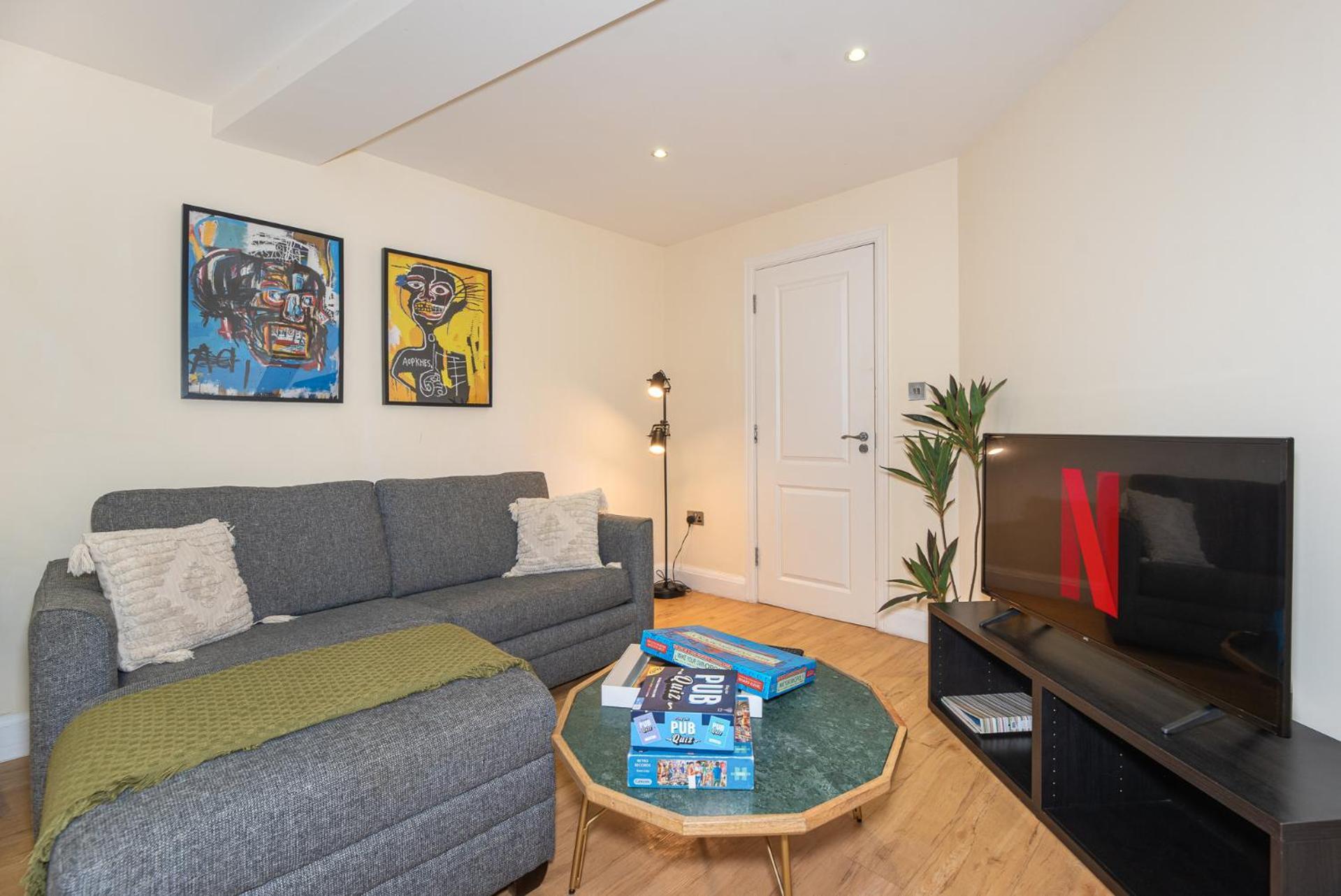 3 Bedroom Apartment With Private Terrace In Pimlico, Westminster, Victoria Londra Esterno foto