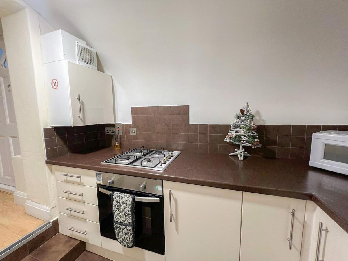 3 Bedroom Apartment With Private Terrace In Pimlico, Westminster, Victoria Londra Esterno foto